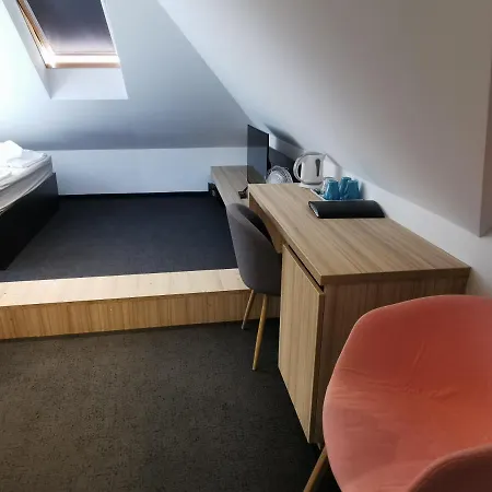 Cha Cha 招待所 卢布尔雅那