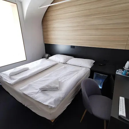 Cha Cha 3* Ljubljana