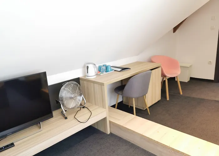 Cha Cha 3* Ljubljana